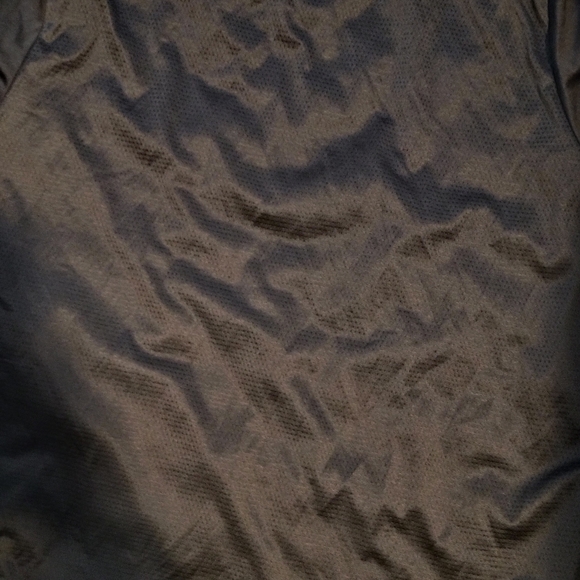 Reebok women's large mesh tshirt - Picture 4 of 4